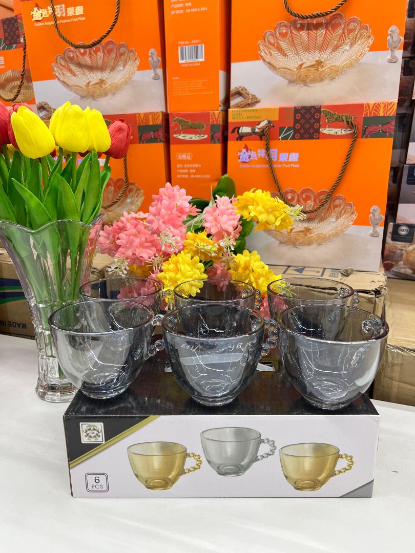 Чашка с бусинкой