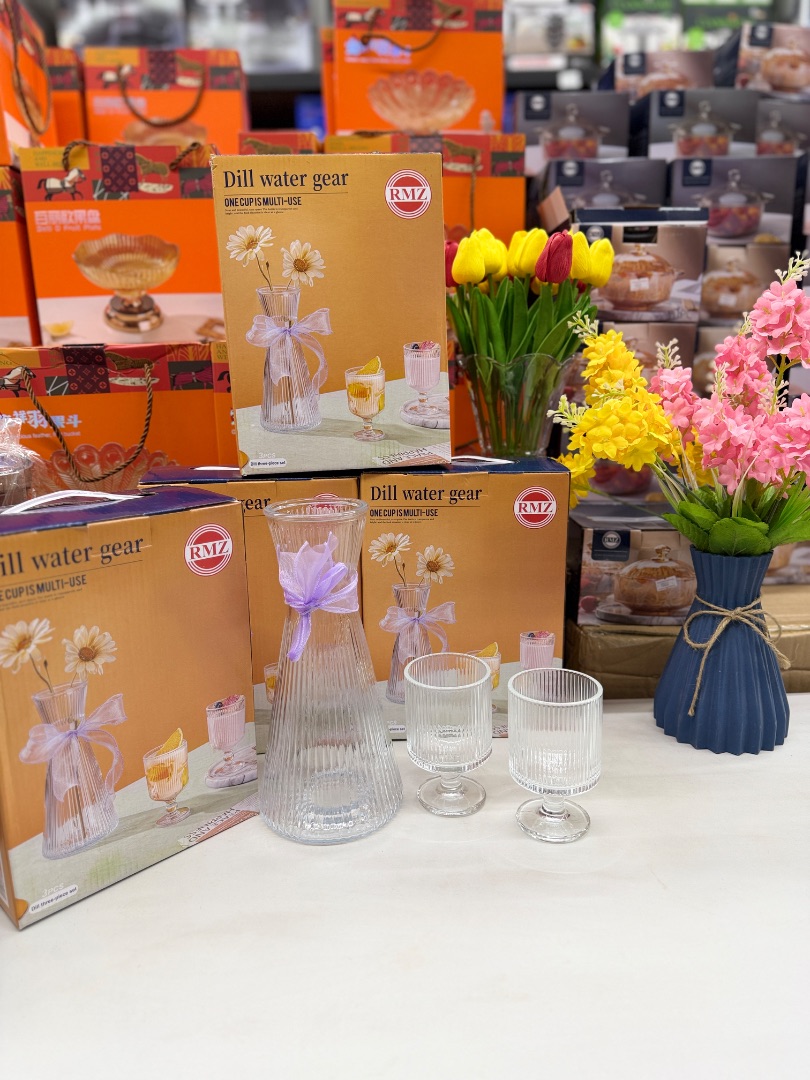 Графин с бокалом сары RMZ